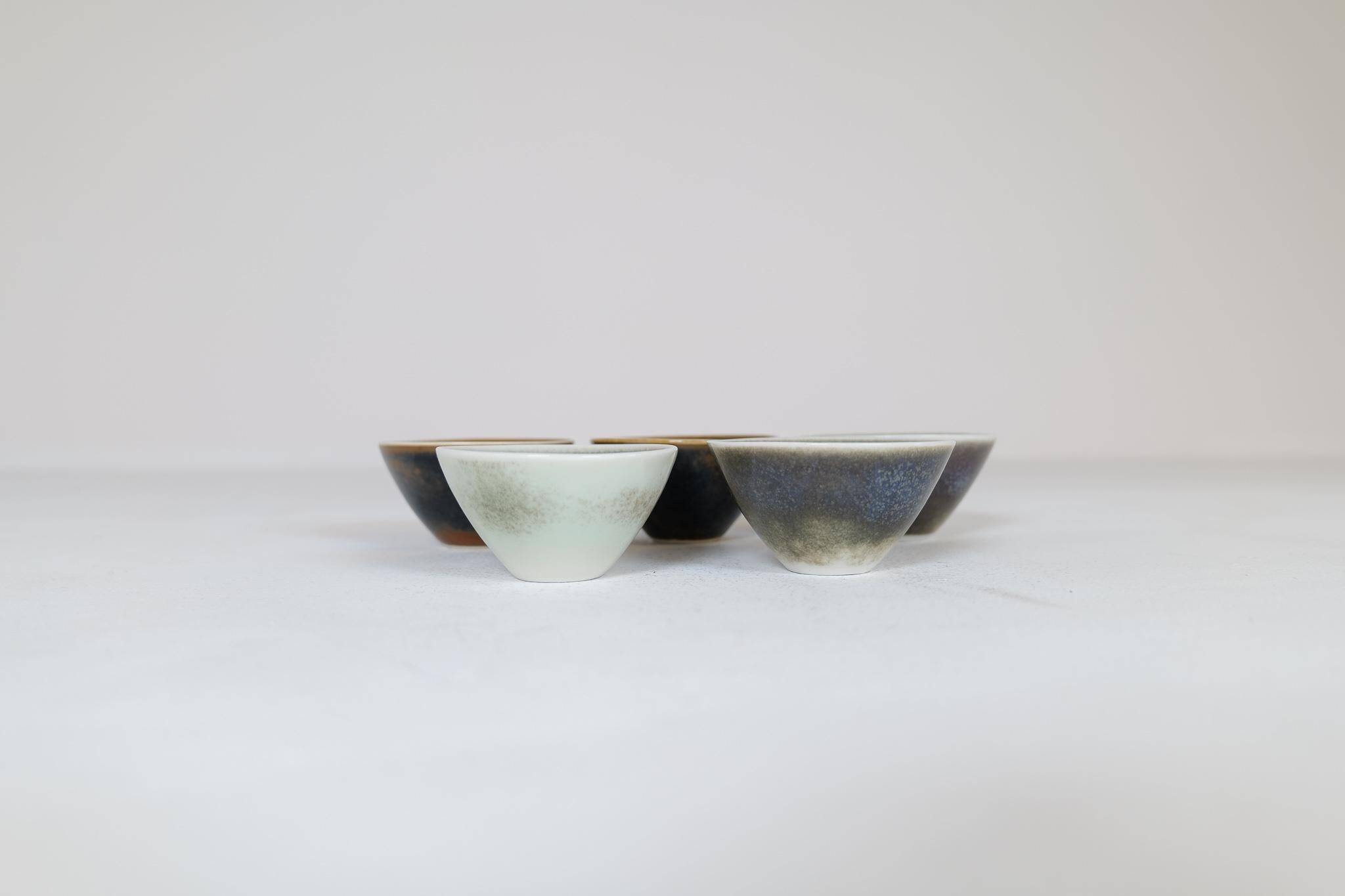 Mid-century modern set of 5 small bowls Rörstrand Carl Harry Stålhane, Sweden