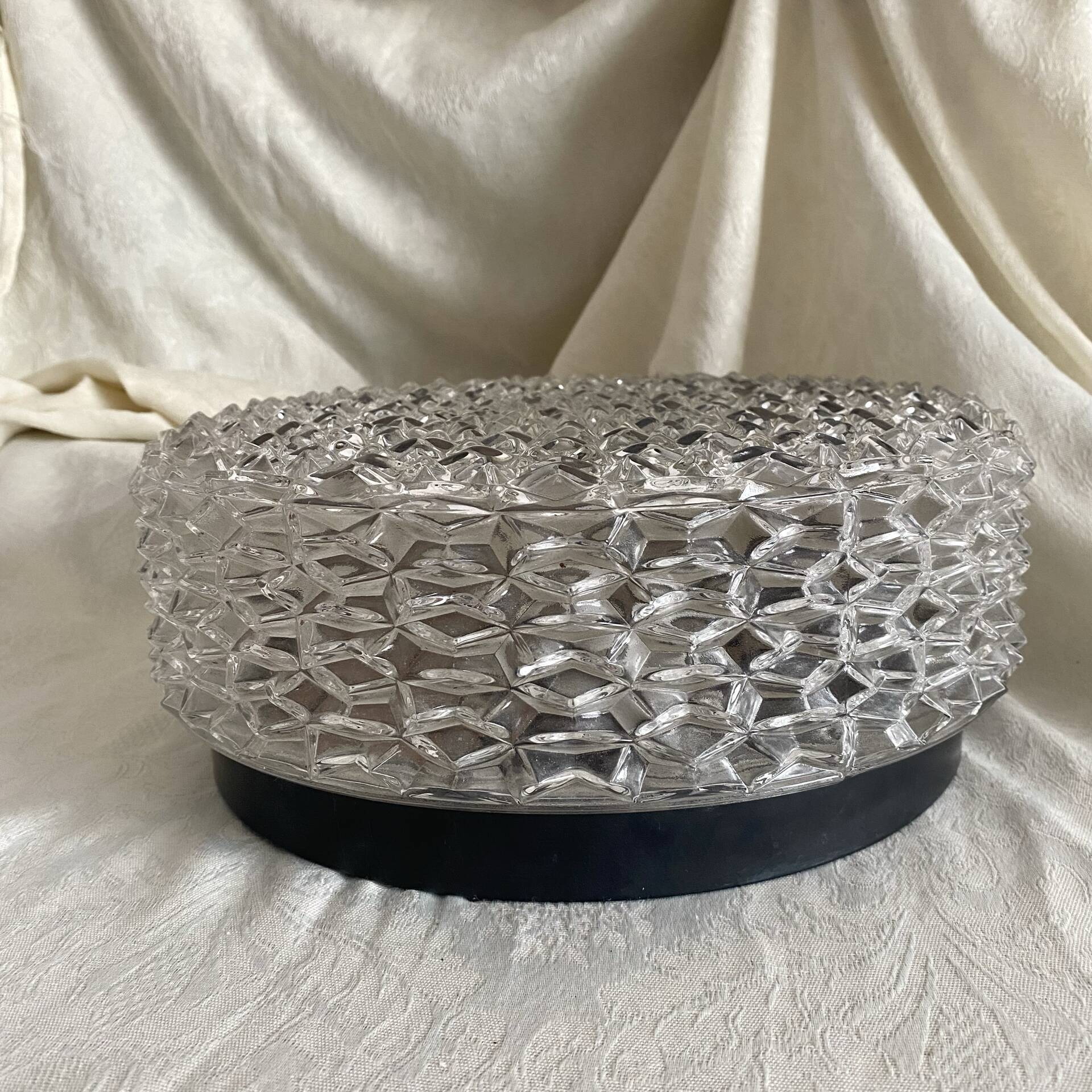 Plafonnier rond verre moulé 29 cm