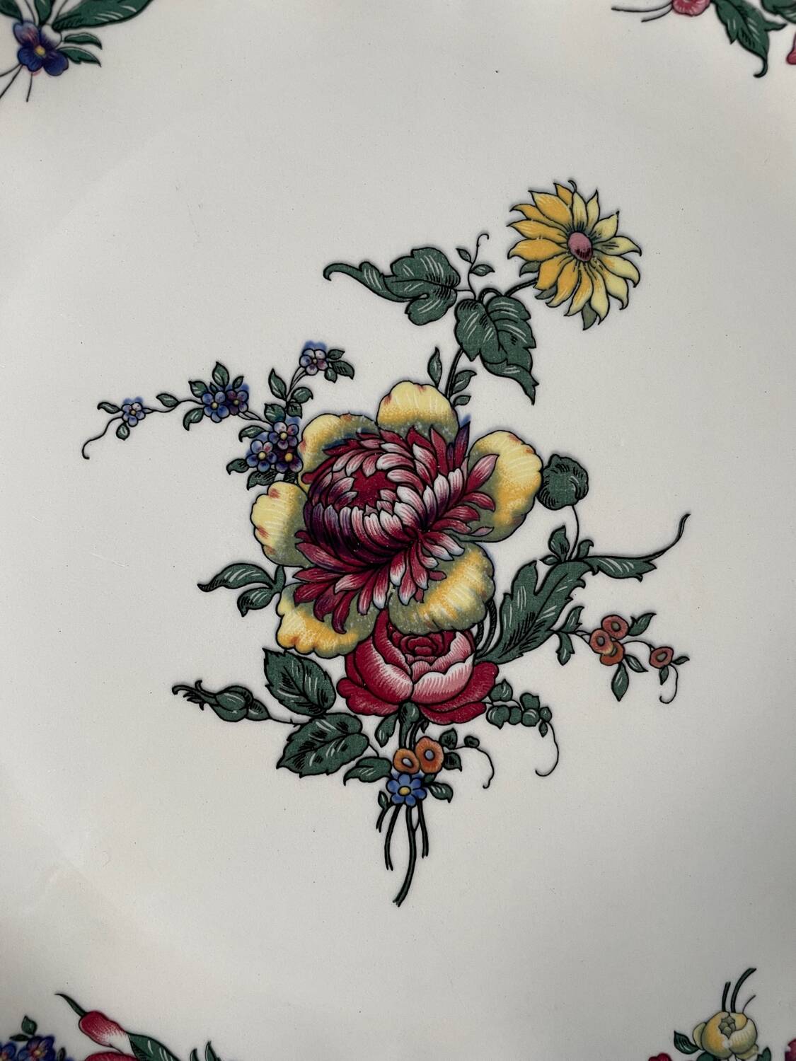 Paire de plats ronds Villeroy & Boch Mettlach Vieux Strasbourg