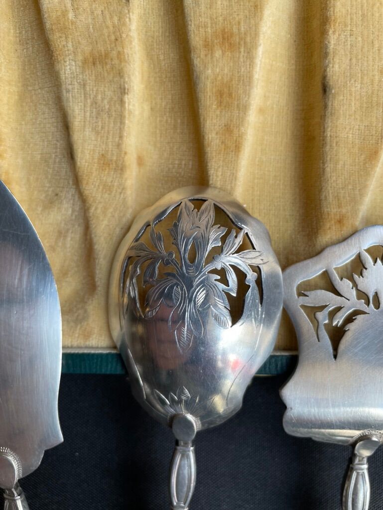 Complete box of cutlery Minerve 1st title Art Nouveau