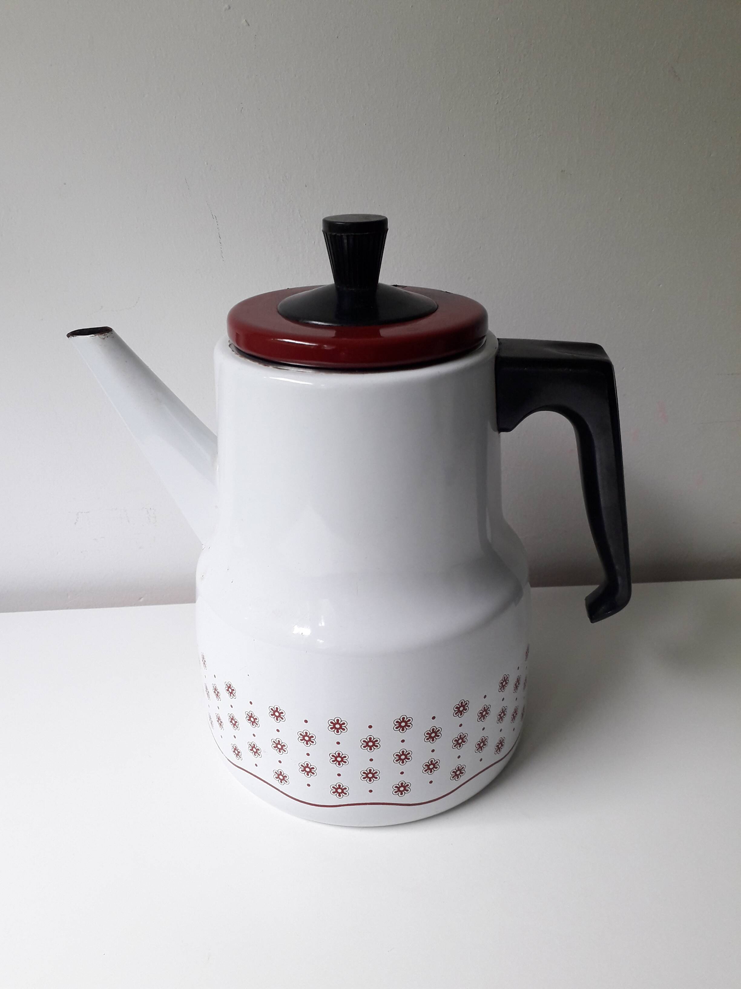 Enameled sheet metal coffee maker 1960 (A1)