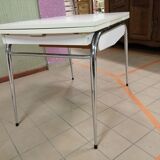 Vanilla formica table - Vintage
