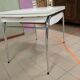 Table en formica vanille vintage
