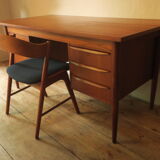 Danish spacious teak desk by Gunnar Nielsen Tibergaard 1960s