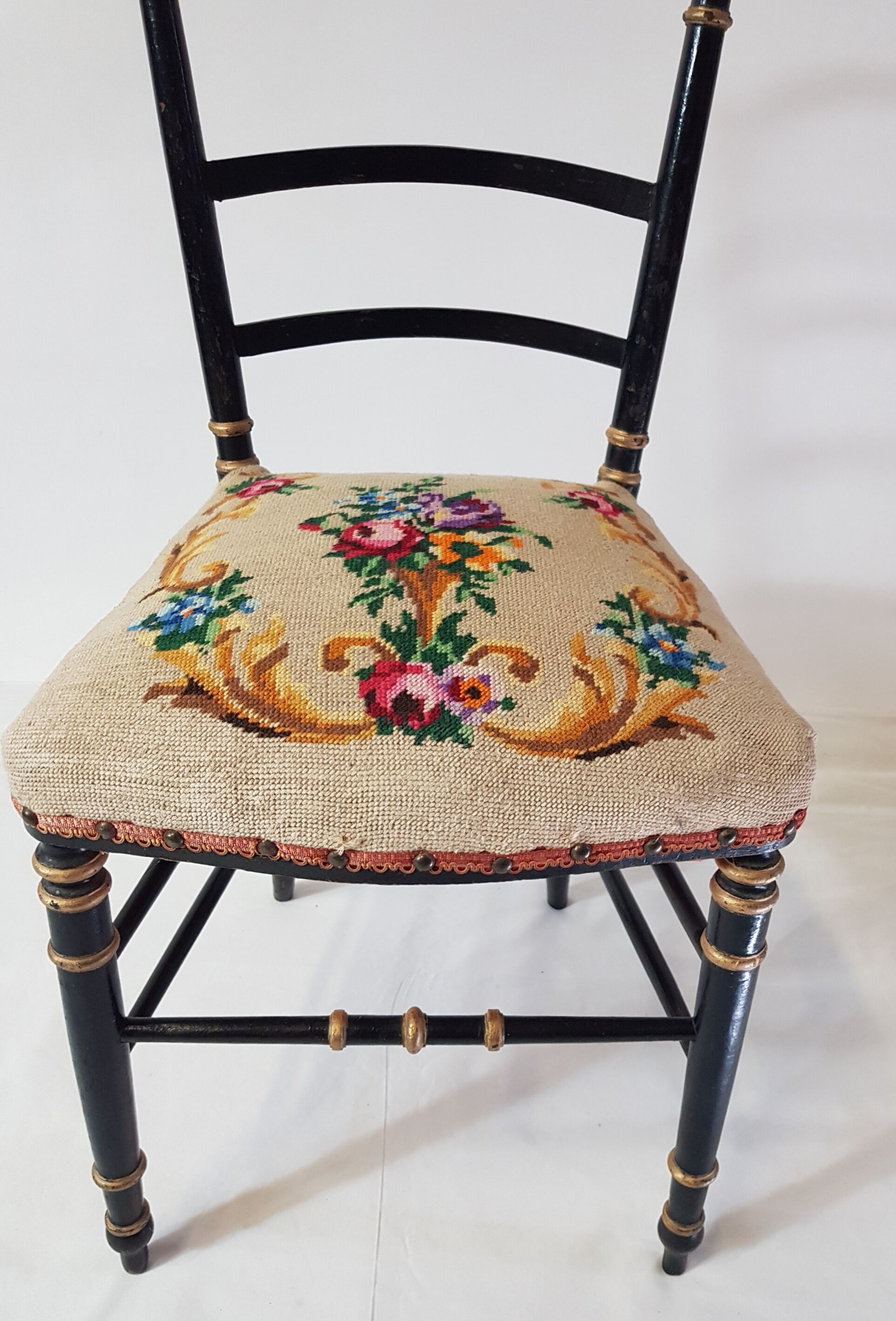 Napoleon III chair lined