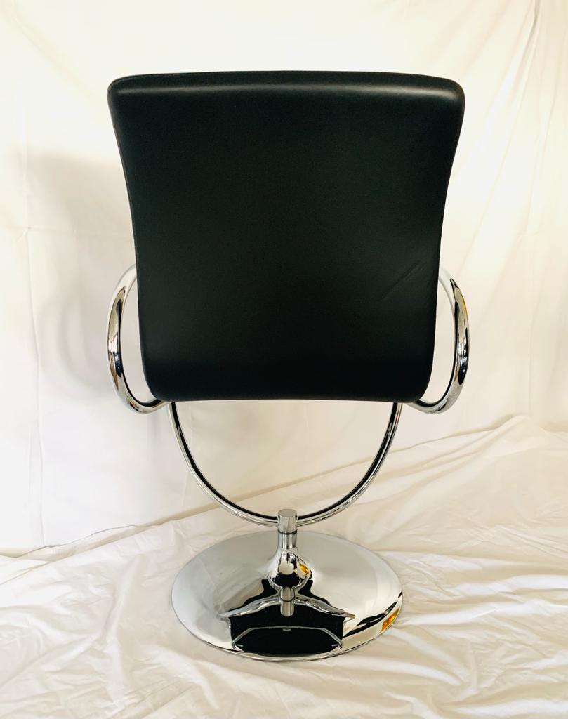 Set of 4 Tonon swivel chairs