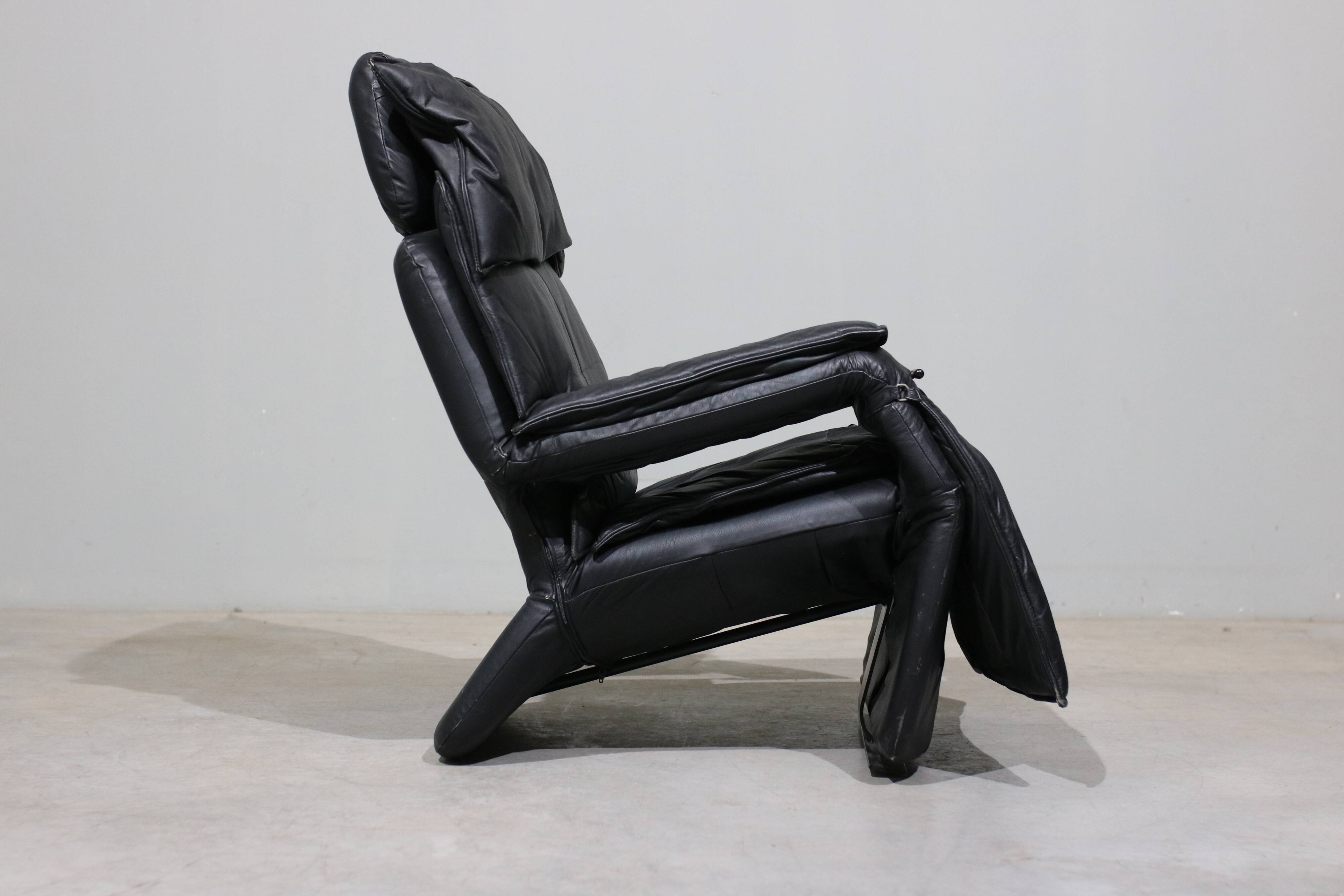 Brazilian Modern Reclining Chair “Pony” by Percival Lafer, 1980s