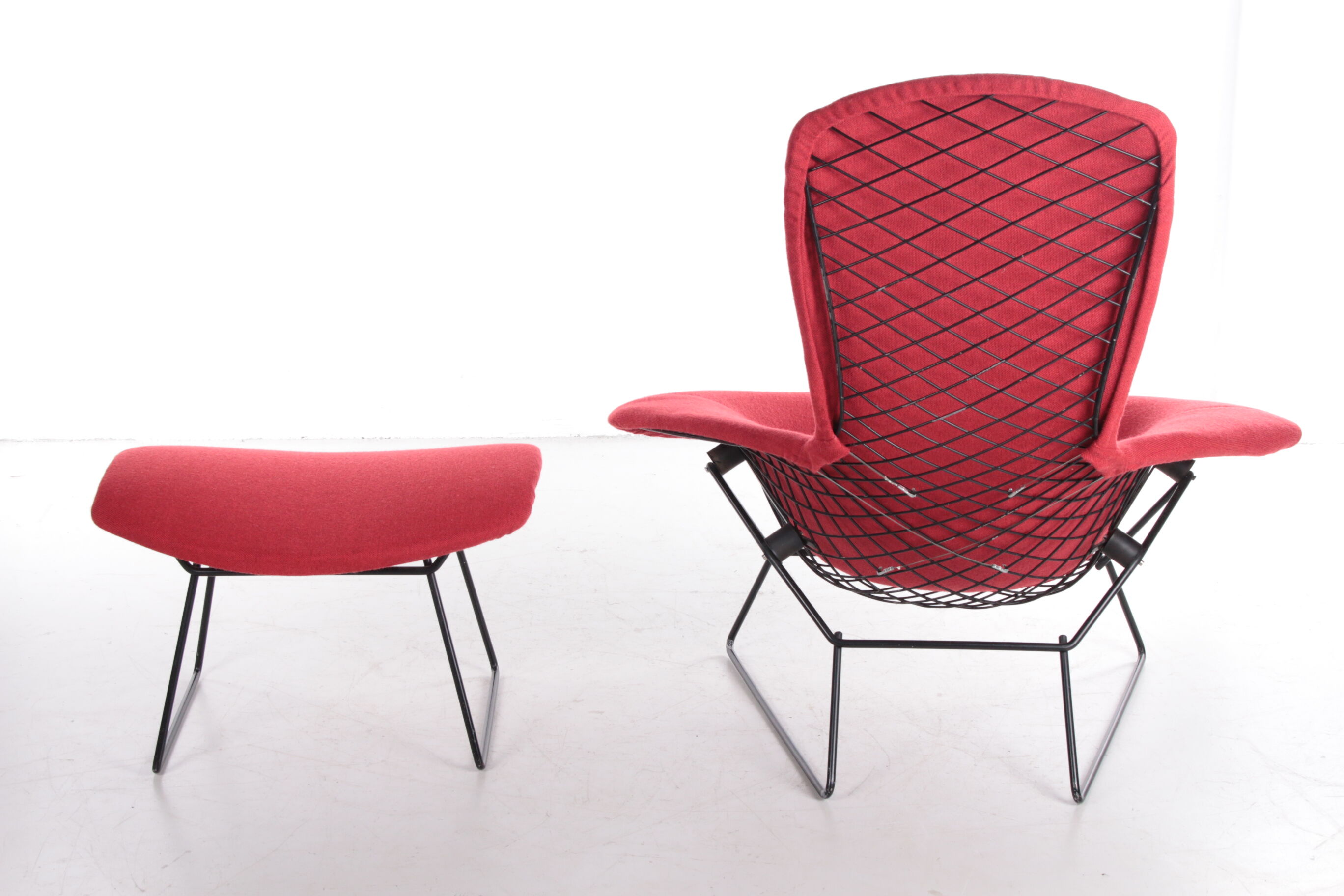 Design Harry bertoia for Knoll, Model Bird Armchair with Ottoman, 1980s