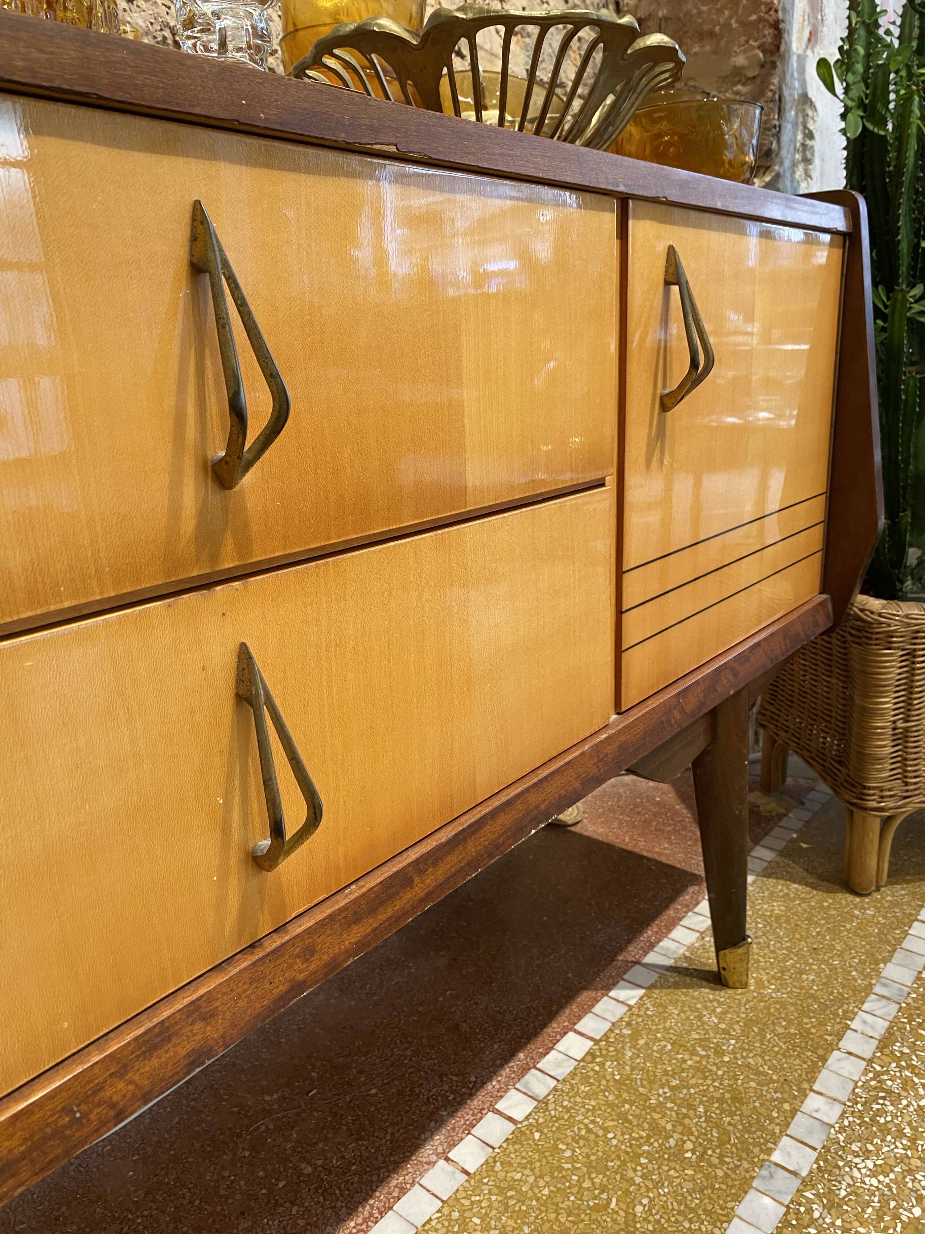 Vintage lacquered row 50s/60s