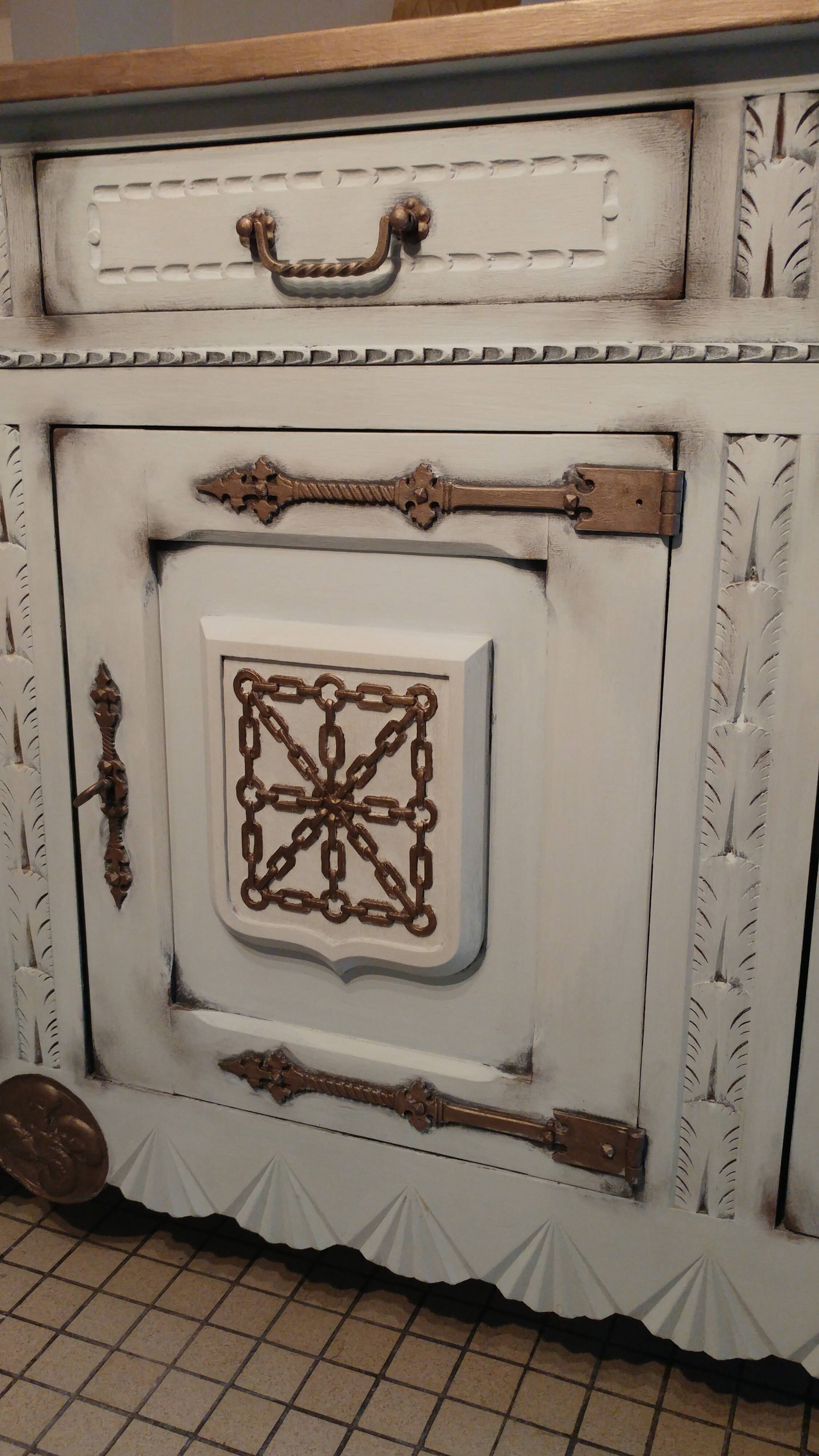 Basque buffet 19th century