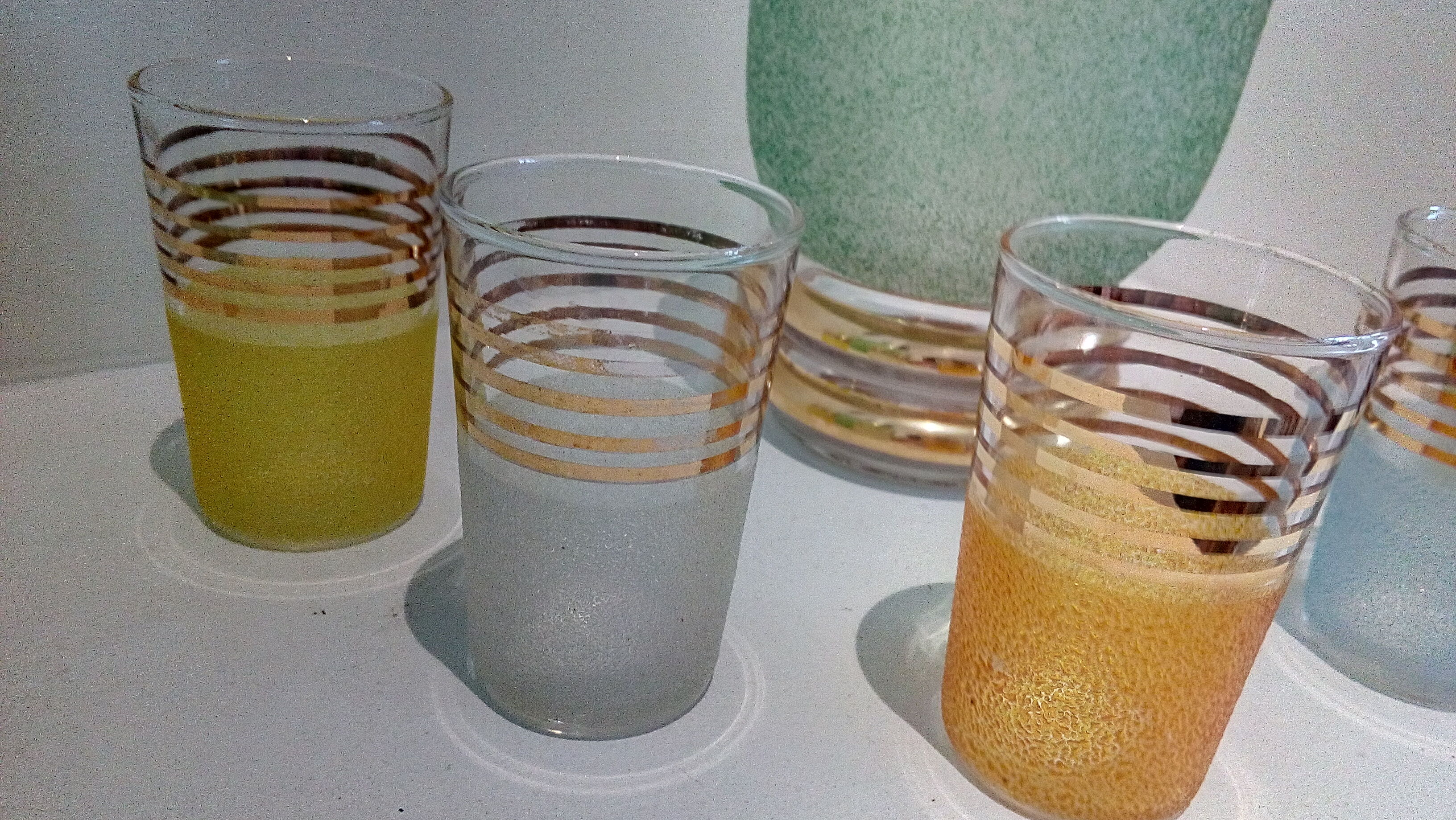 Granite liqueur service