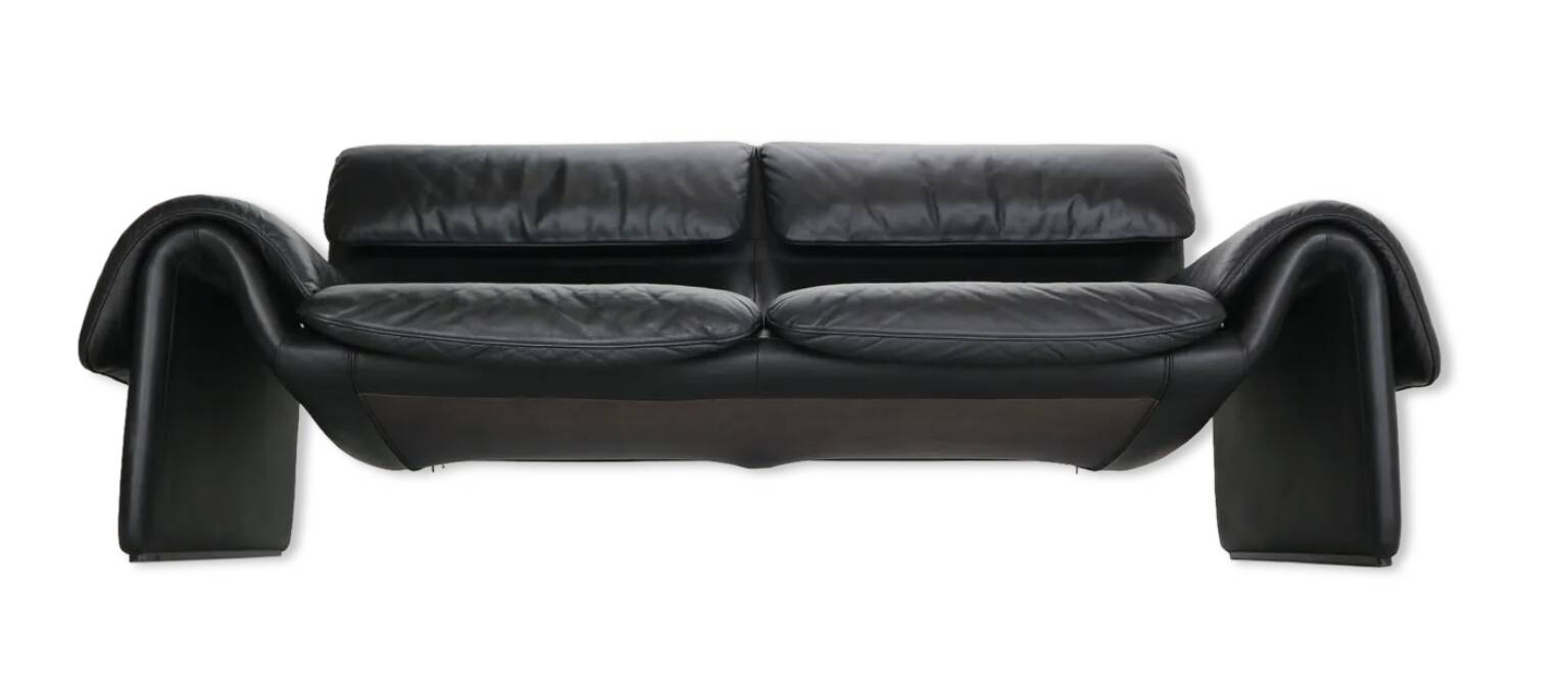 Canapé De Sede en cuir noir, design sculptural, Suisse