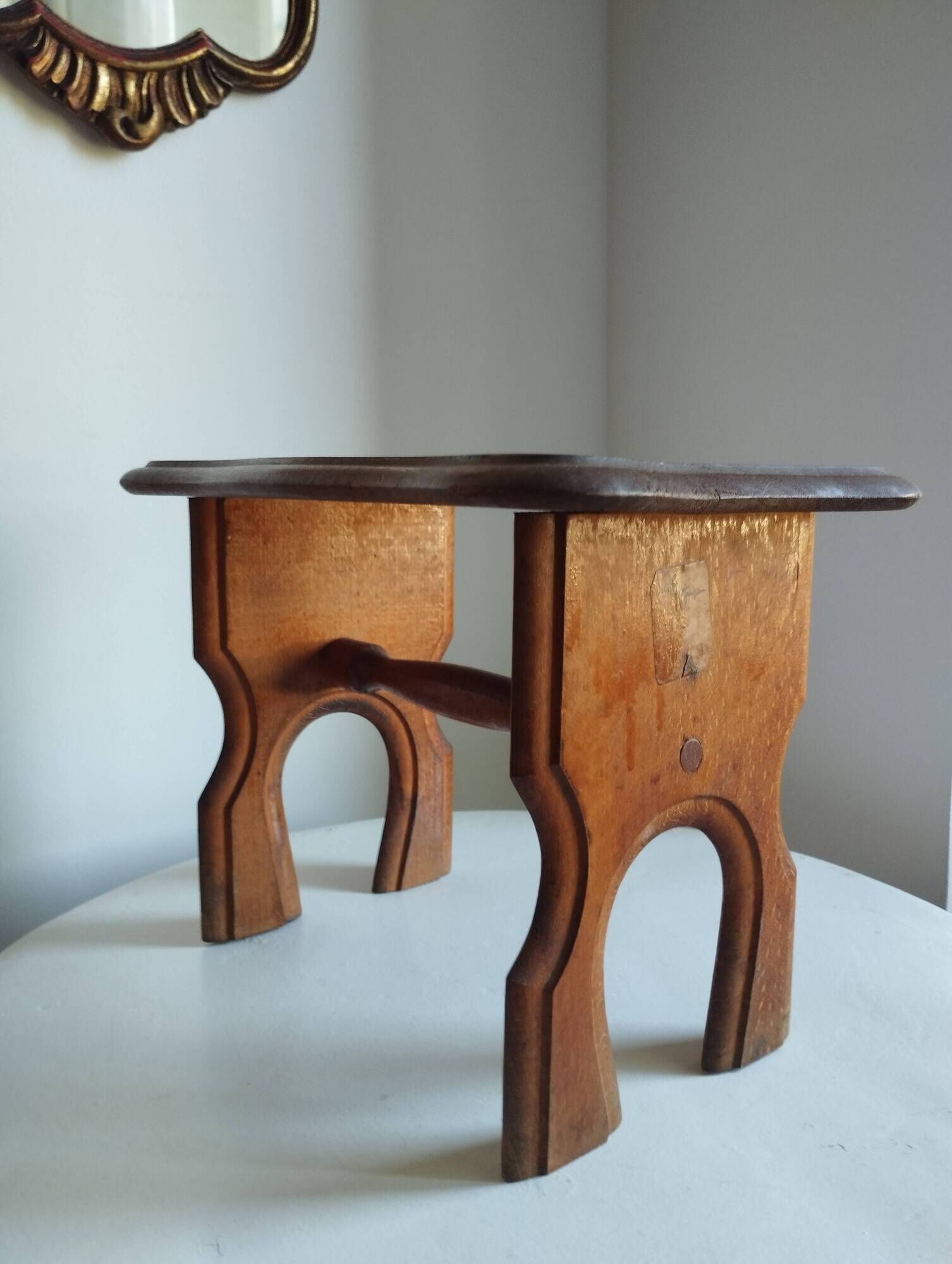 Old wooden stool / step stool Le Printemps