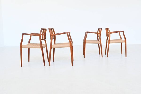 Fauteuils modèle 66 de Niels Otto Moller en teck et corde à papier, Danemark, 1974.