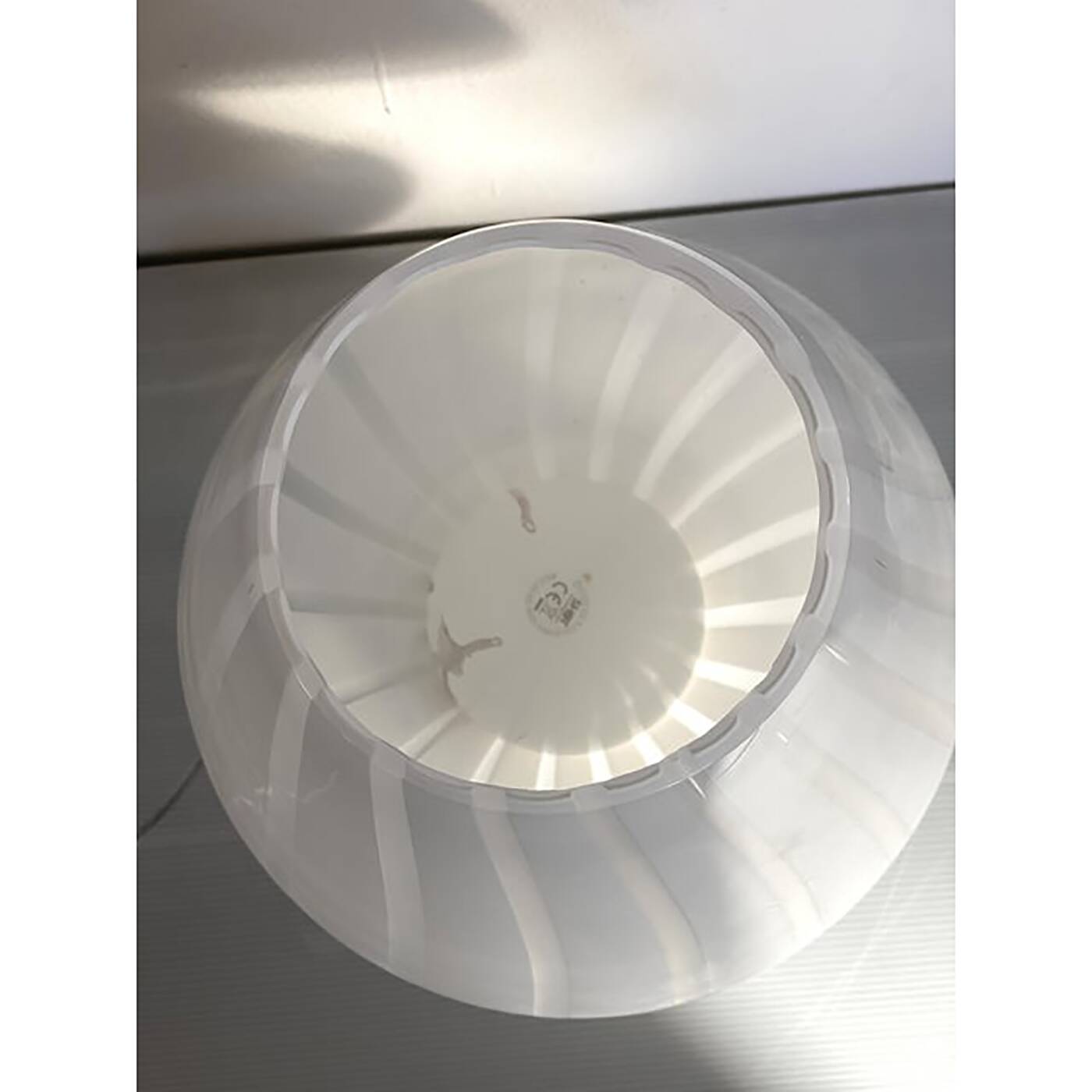 Lampe de table en verre de Murano « Fungo » à rayures blanc laiteux moderne du milieu du siècle