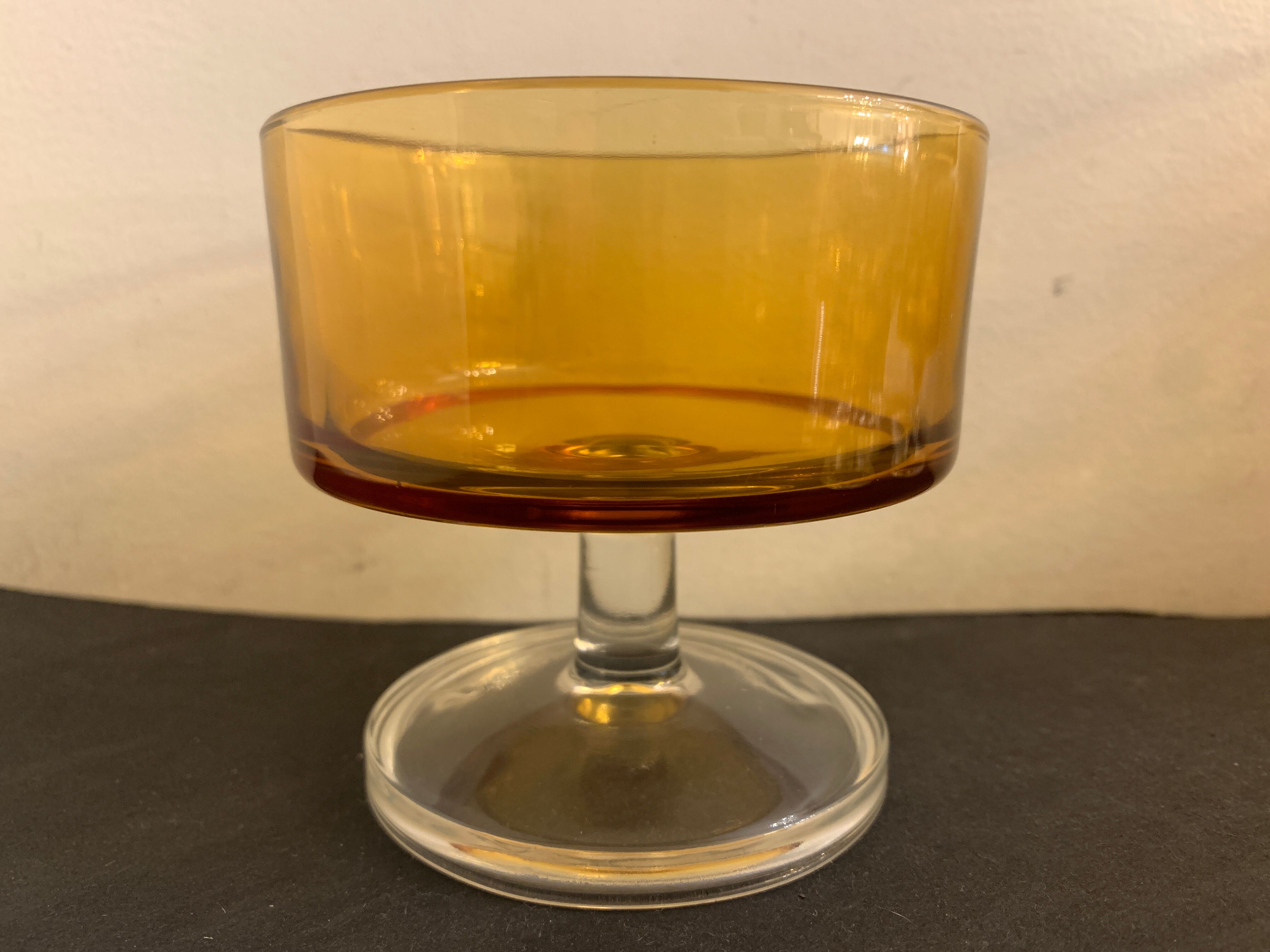 12 Luminarc cups in orange glass, France, 1970