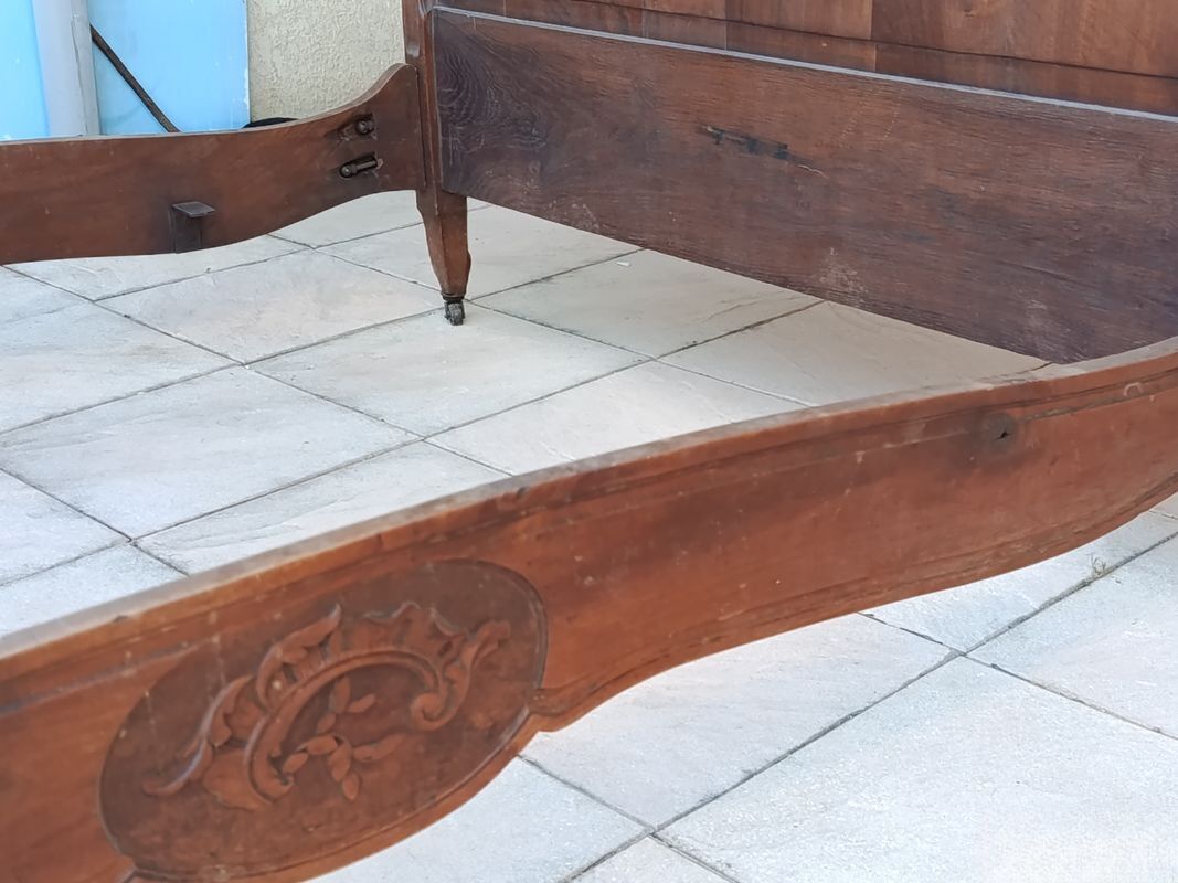 Walnut cabinetmaker's bed