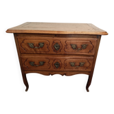 Small chest of drawers in light walnut, 18th century