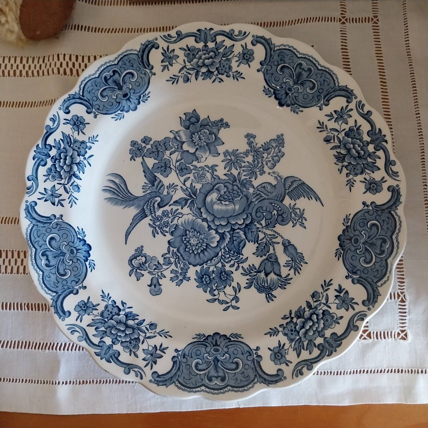 English dinner plates Ridgway of staffordshire Windsor