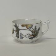 Porcelain coffee service decorated with flowers, The Great Stores of the Louvre