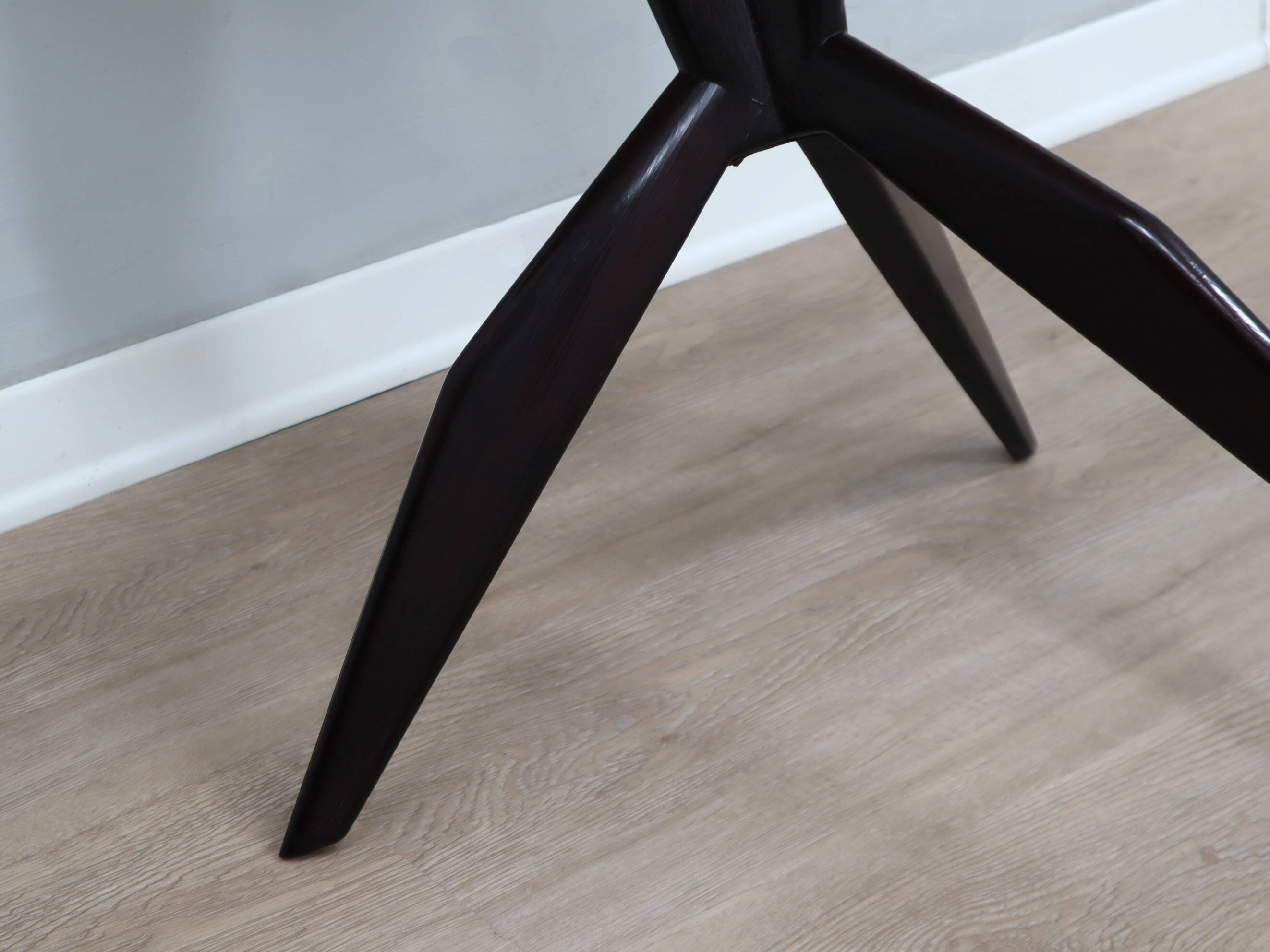 Mid century organic design tripode marble coffee table 1950s