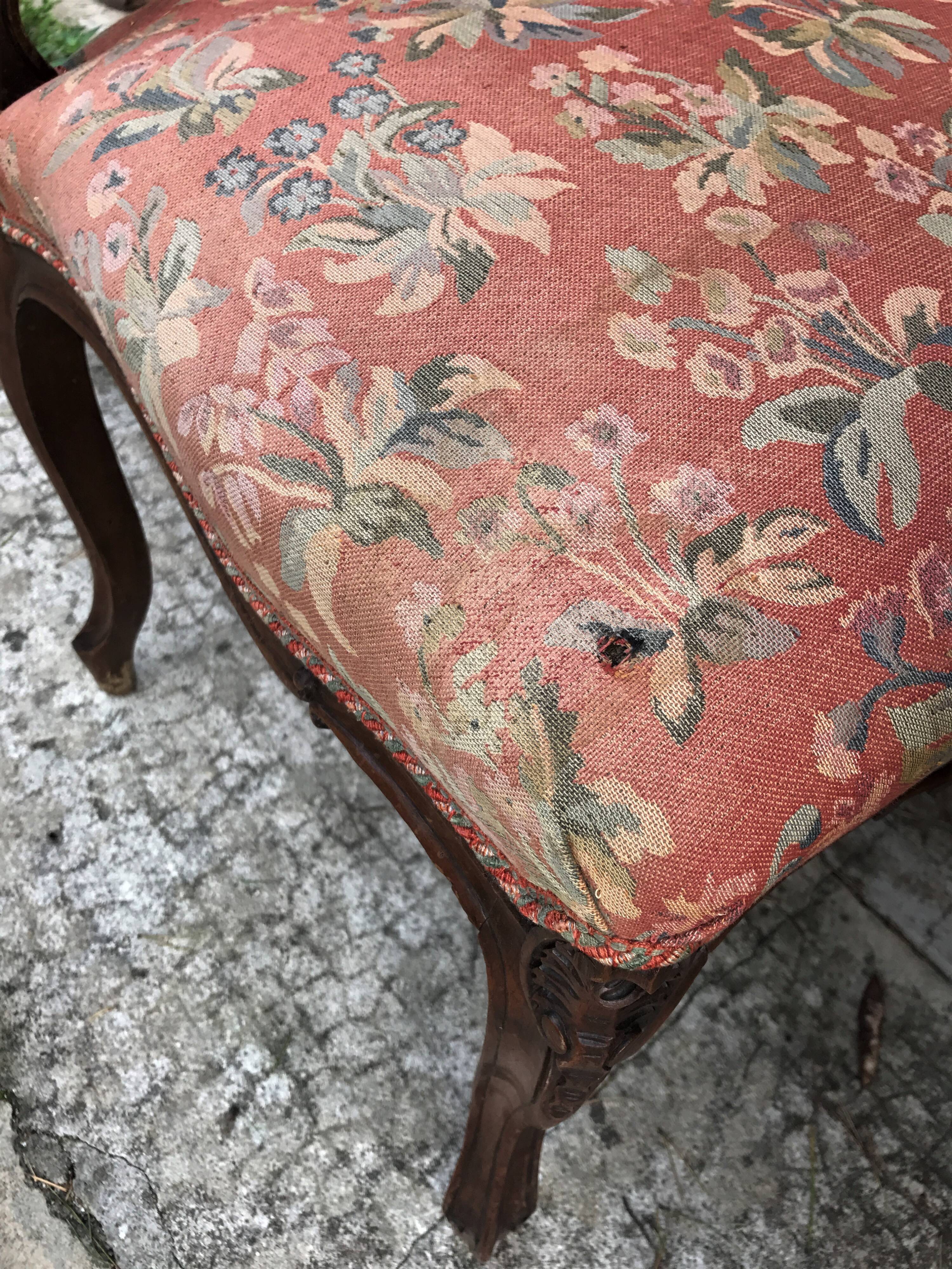 Lot of 3 Louis XV style chairs
