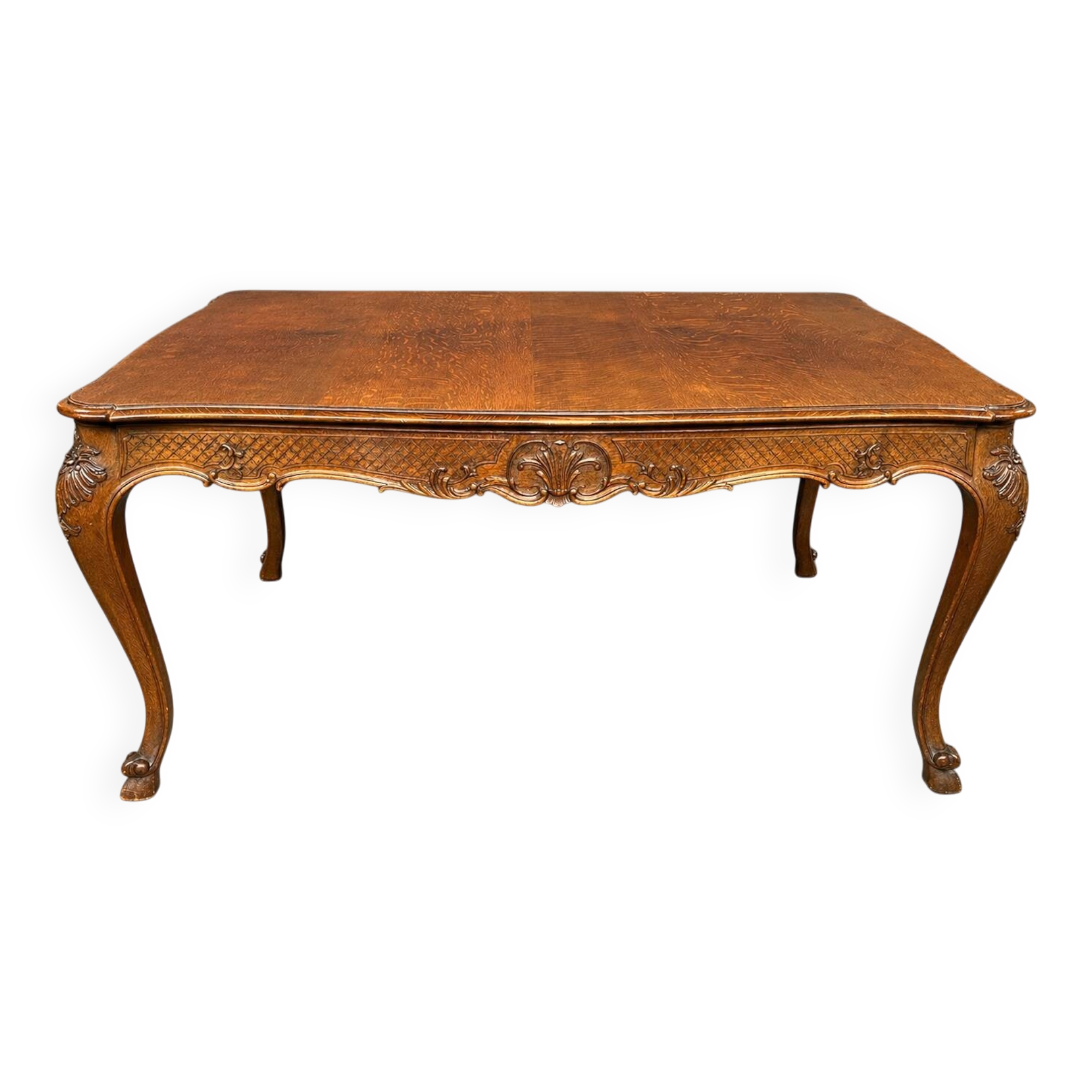 Table à manger extensible avec une longueur maximale 375 cm.