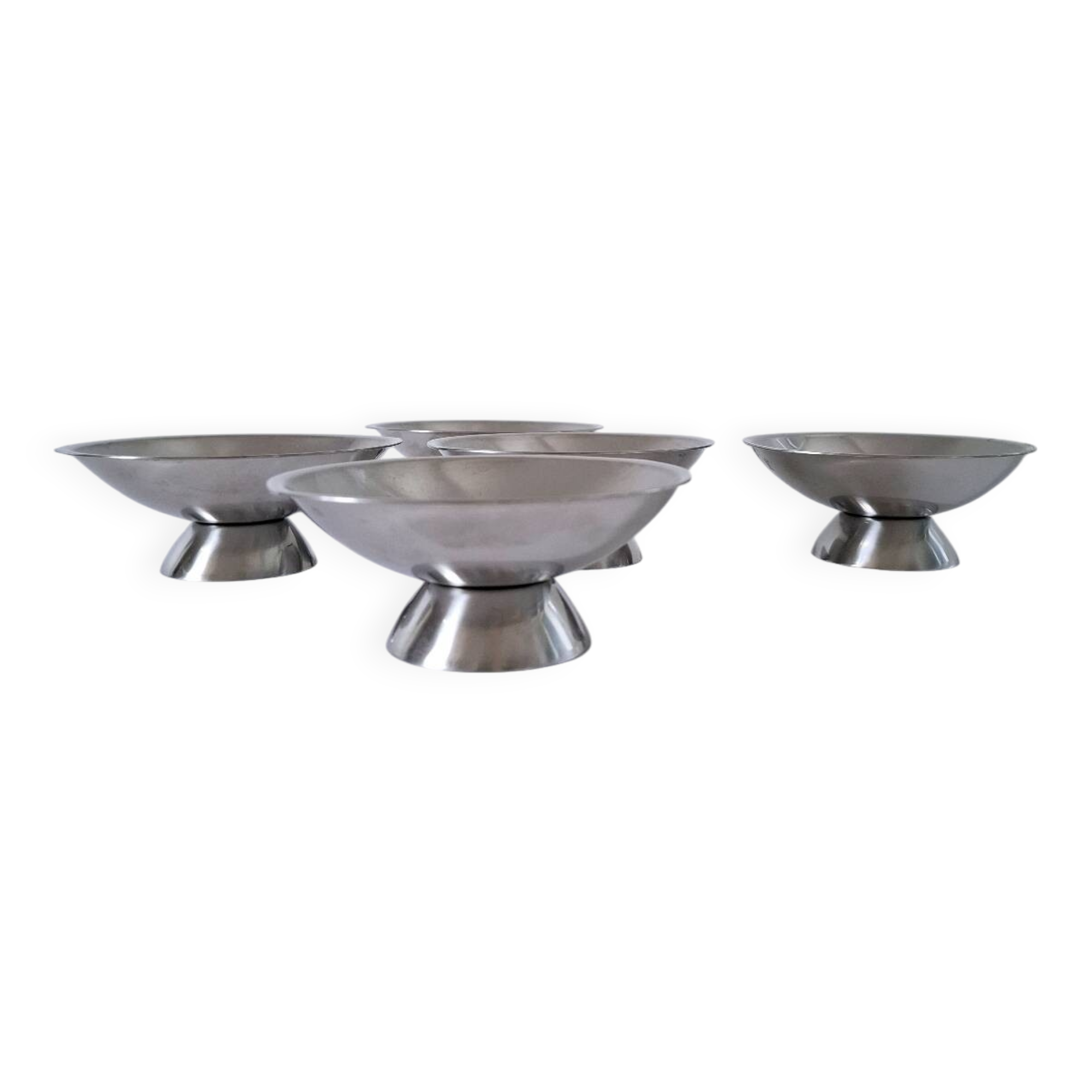 Guy Degrenne stainless steel cups