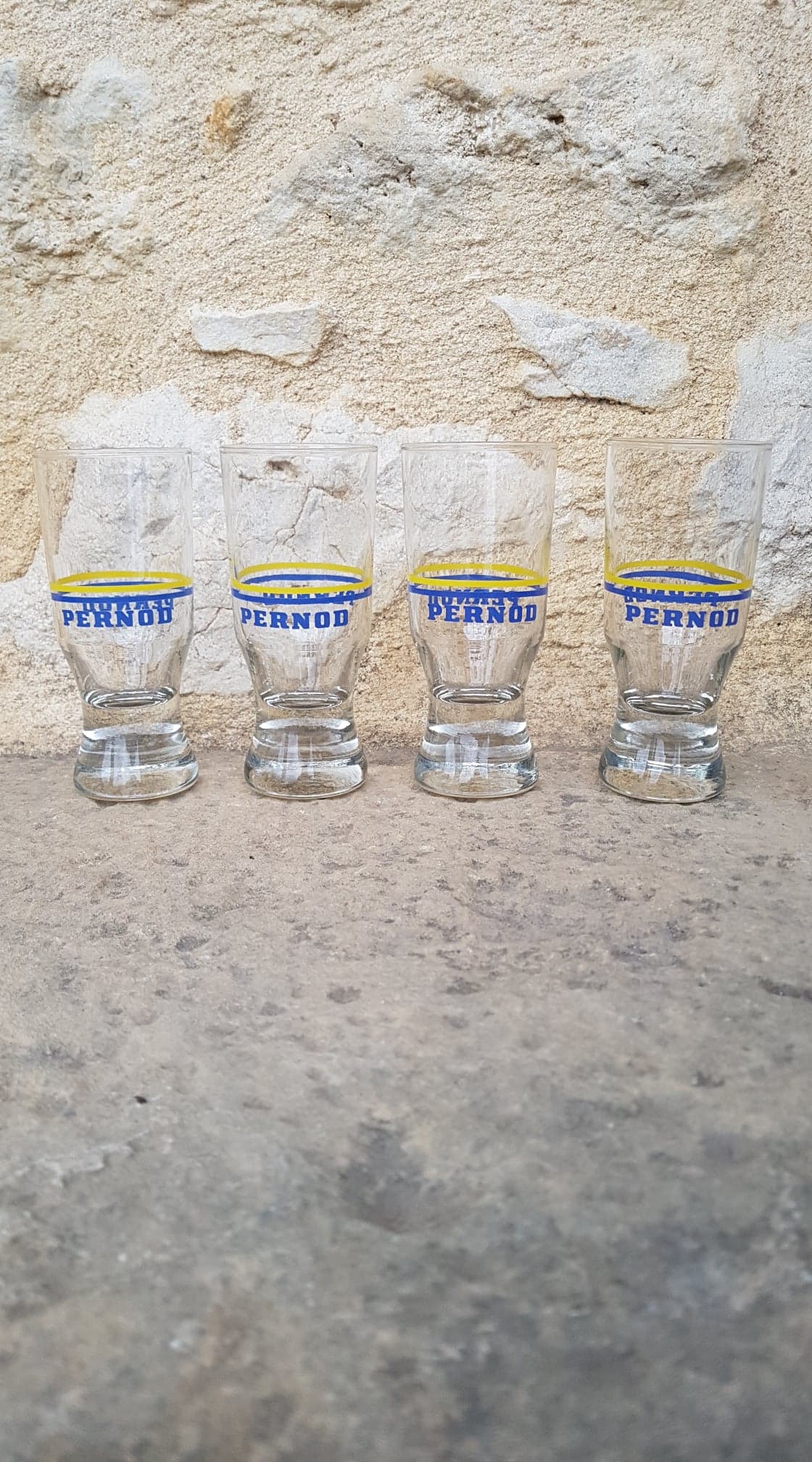 Set of 4 Pernod glasses