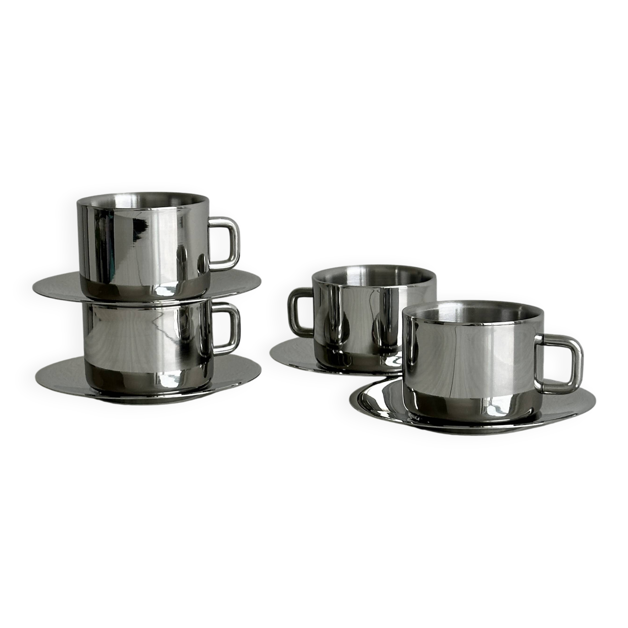 Set of 4 stainless steel coffee cups with saucers