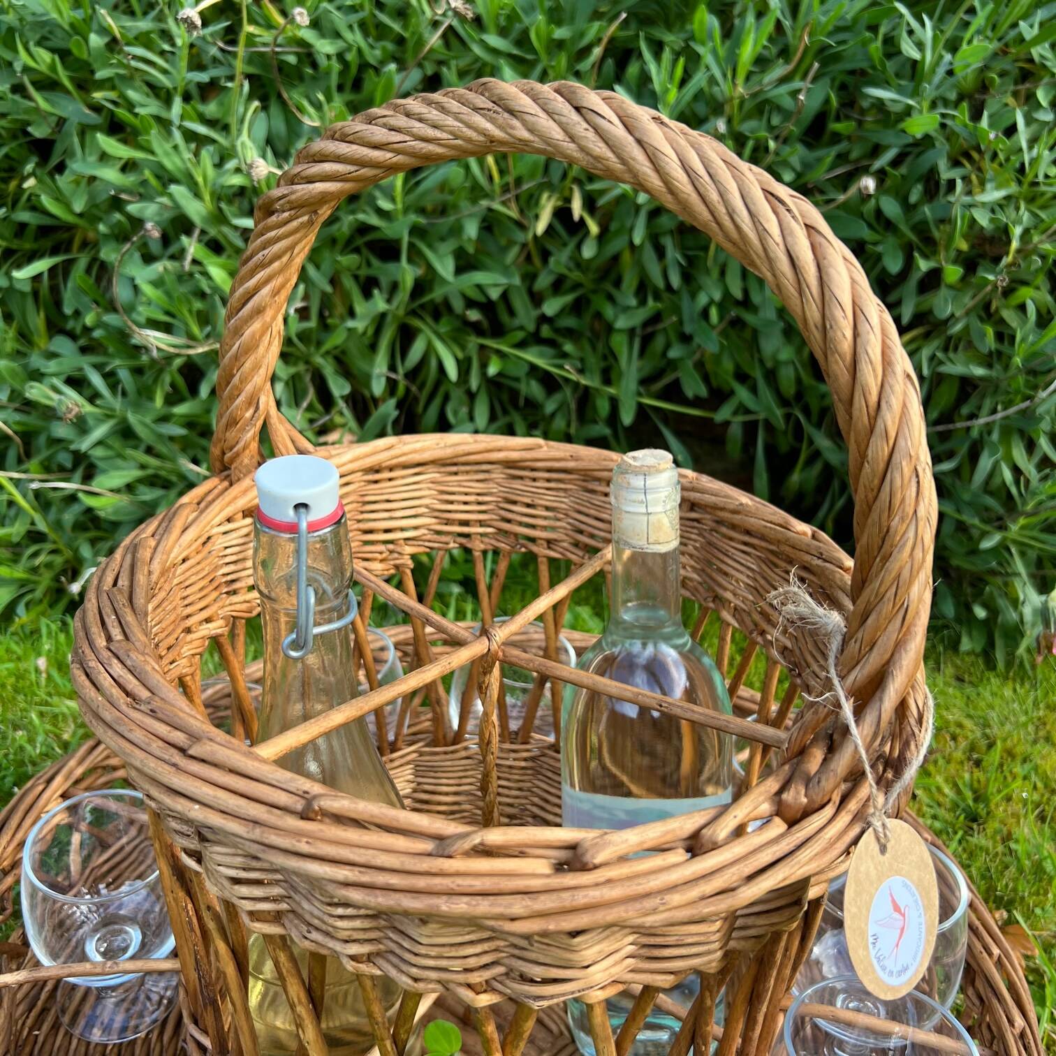 Large wicker bottle & glass basket