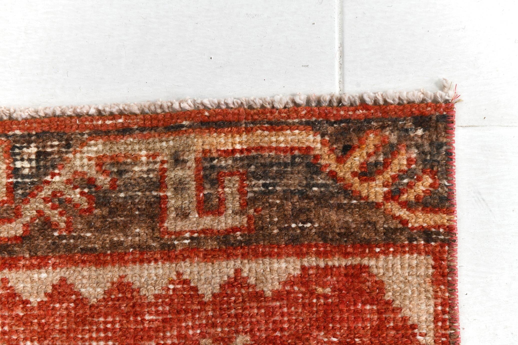 Turkish Red & Cream Oriental Vintage Runner Ruıg, 87x379Cm