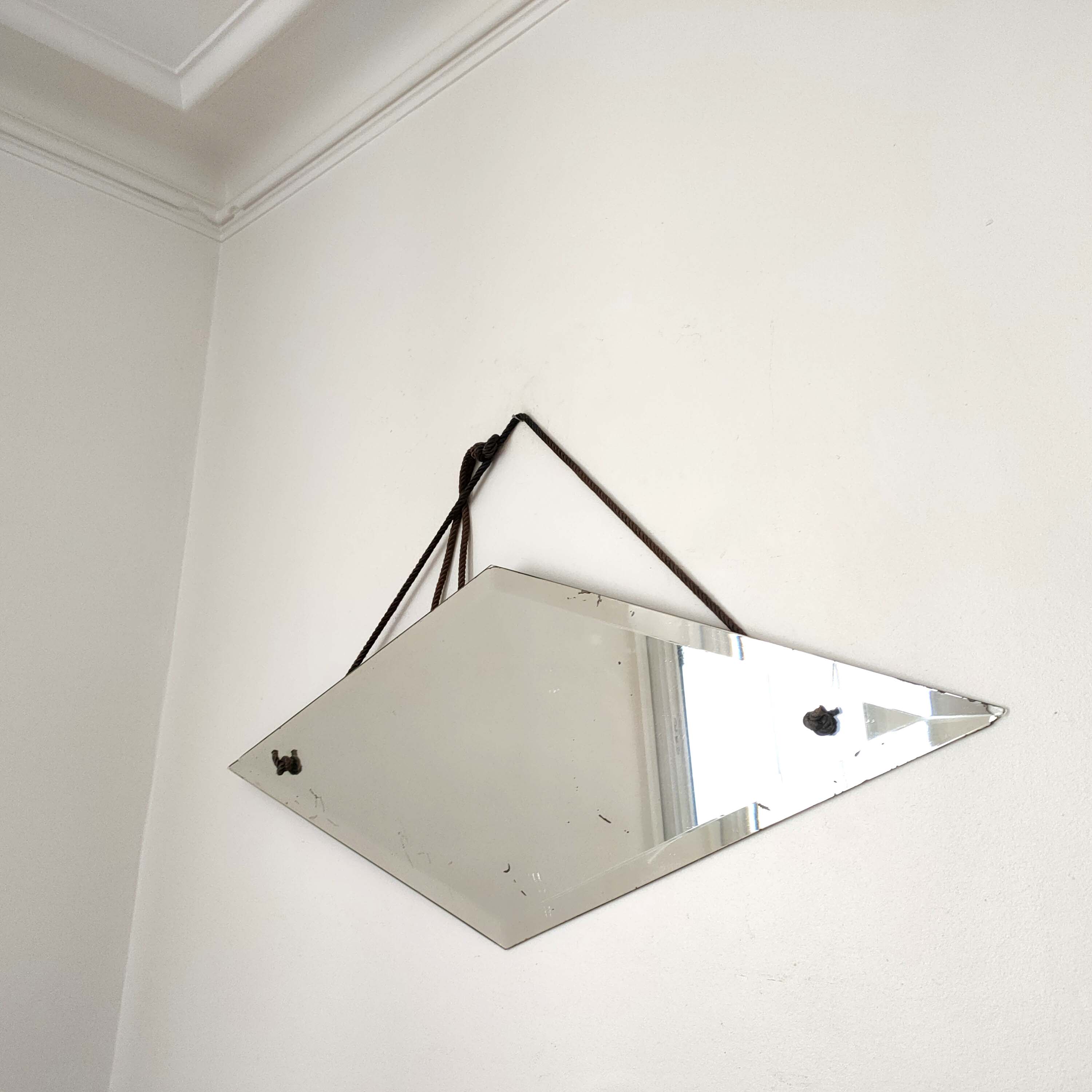 Beveled mirror diamond art deco