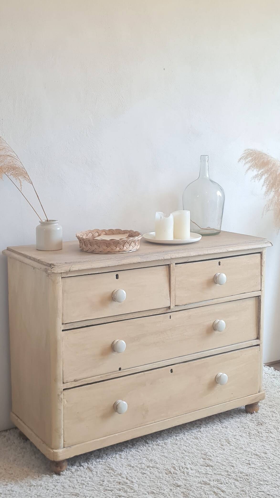Commode ancienne de style anglais