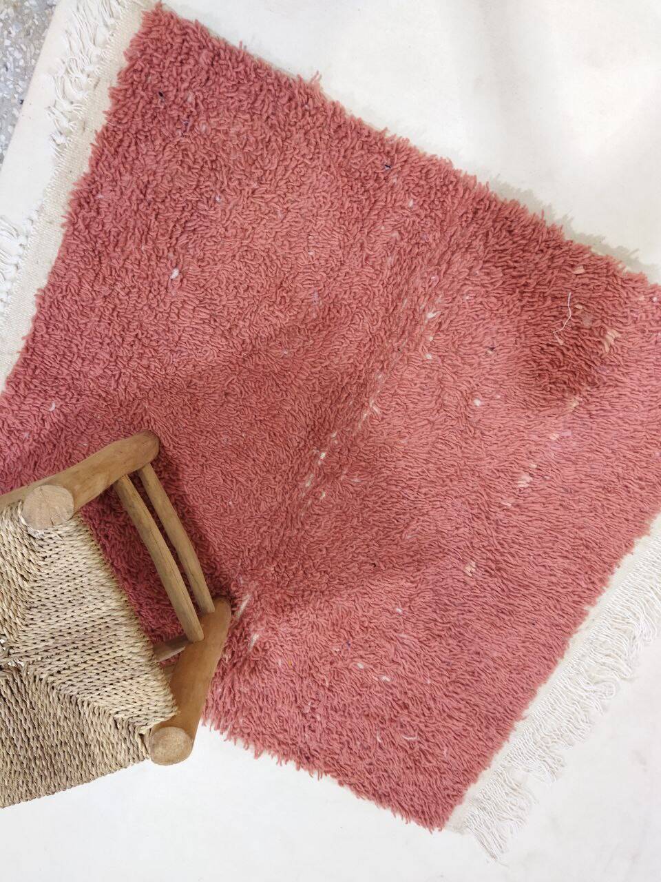 Handmade moroccan berber rug 96 x 87 cm