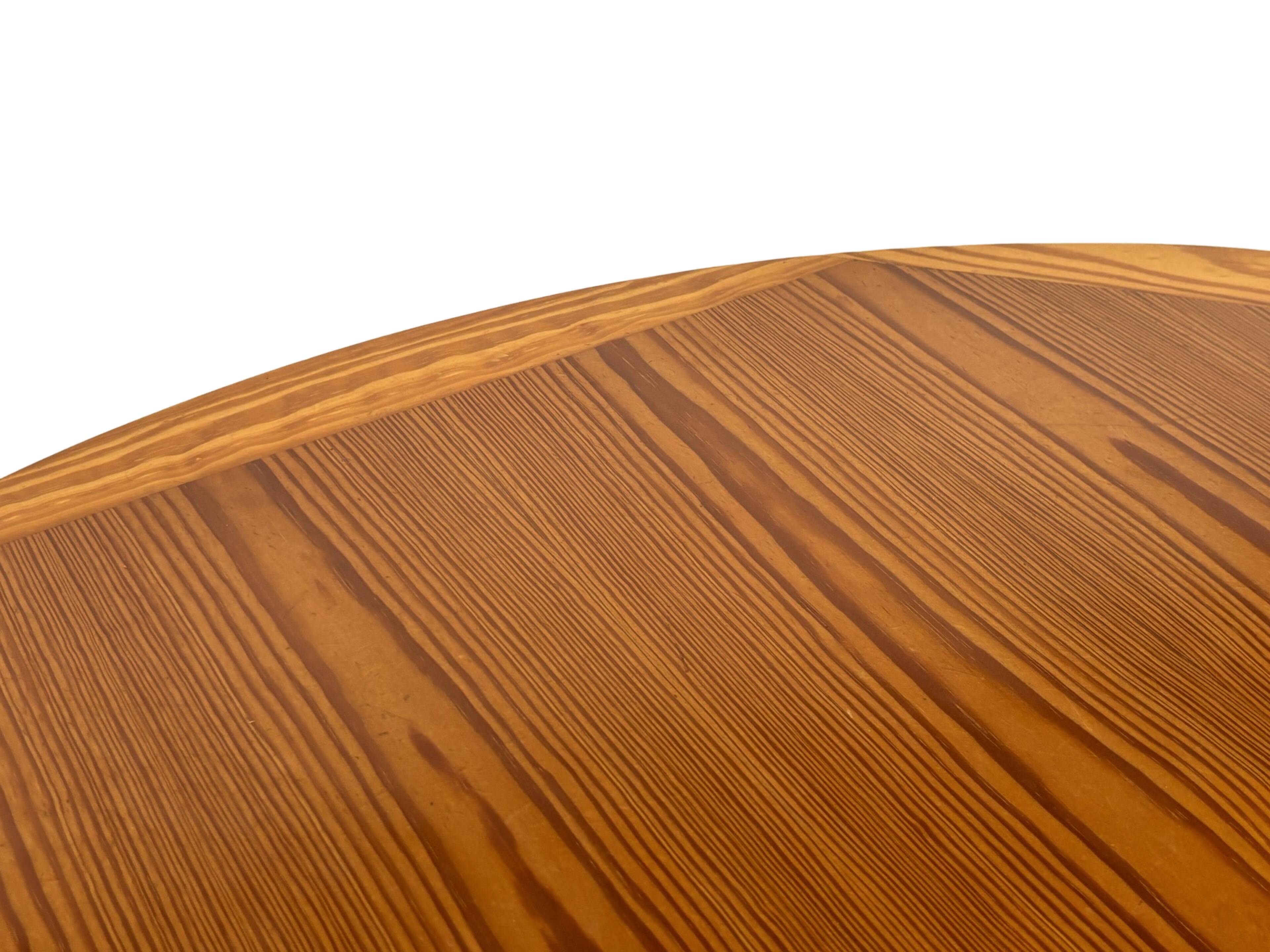 Vintage Design Pine Dining Table, Oval Table from the 1970s