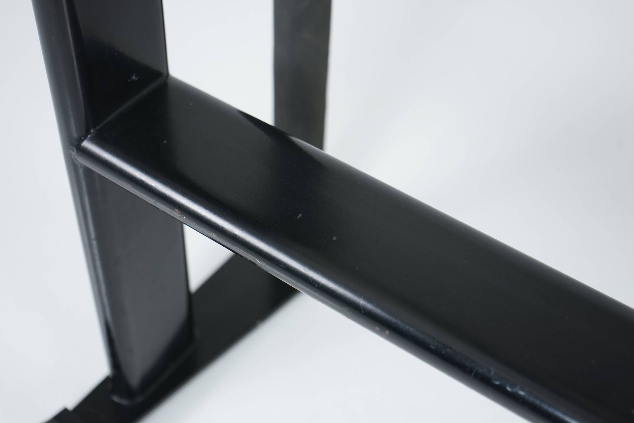Black Fur LC4 Chaise Longue by Le Corbusier & Pierre Jeanneret for Cassina