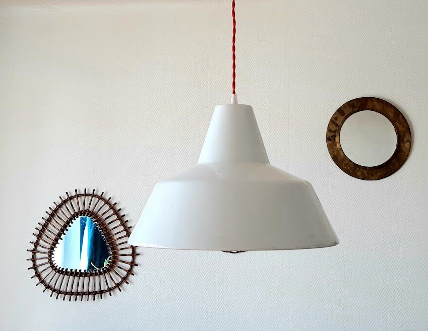 Suspension en rôle émaillée Louis Poulsen,  1960