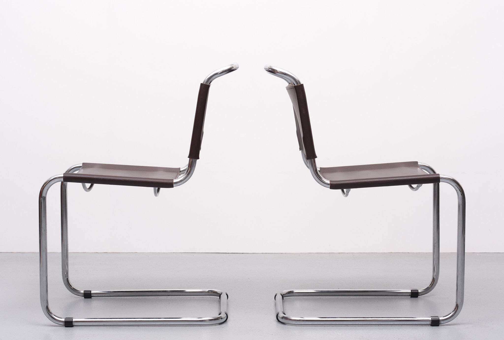 4 Mart Stam S33 Cantilever Dining Chairs, 1970s