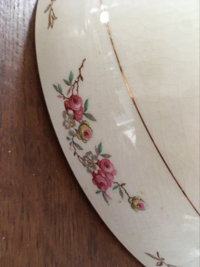 Large standing bowl with flowery porcelain
