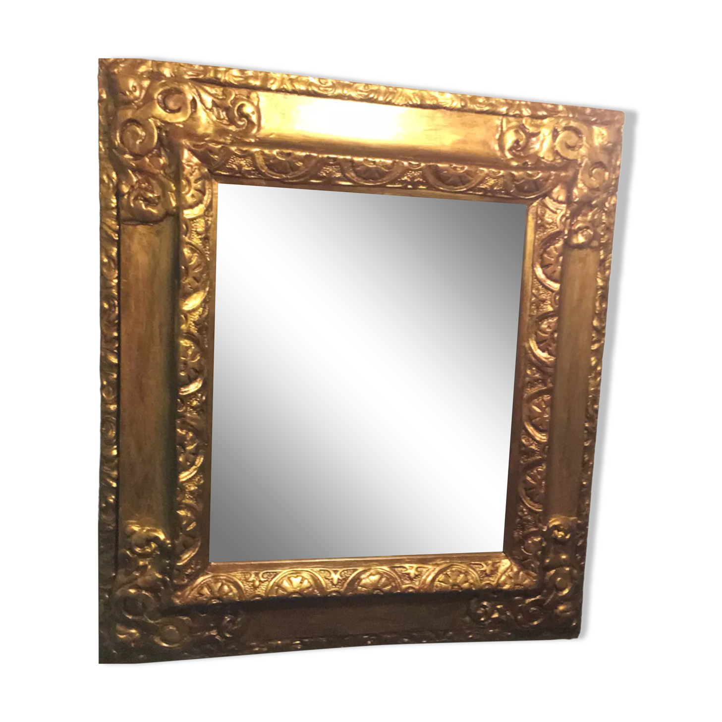 Mirror in gold frame
