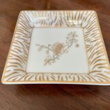 Christofle ashtray in porcelain.