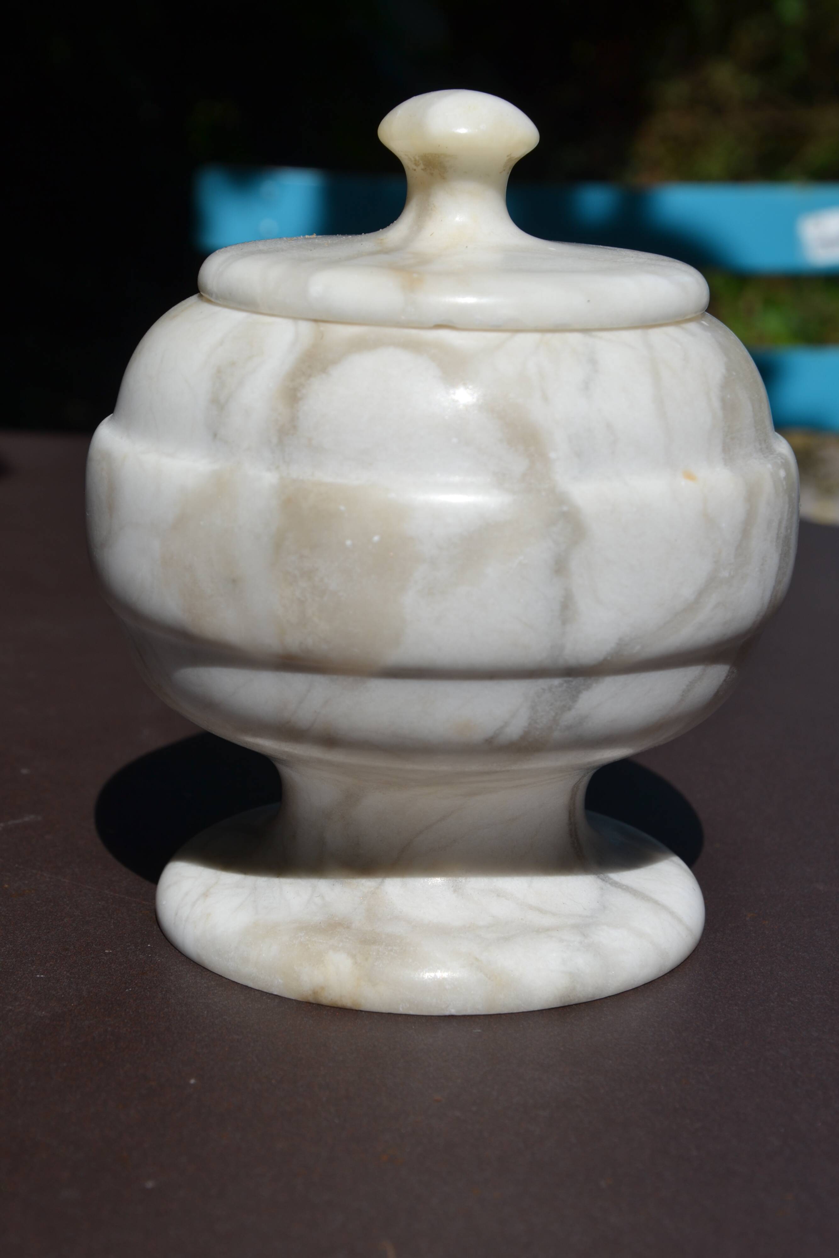 Marble bonbonnière