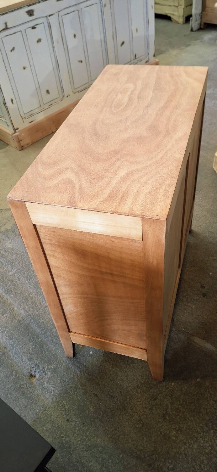 Vintage chest of drawers