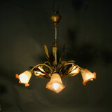 Chandelier leaf décor with 5 tulips of light