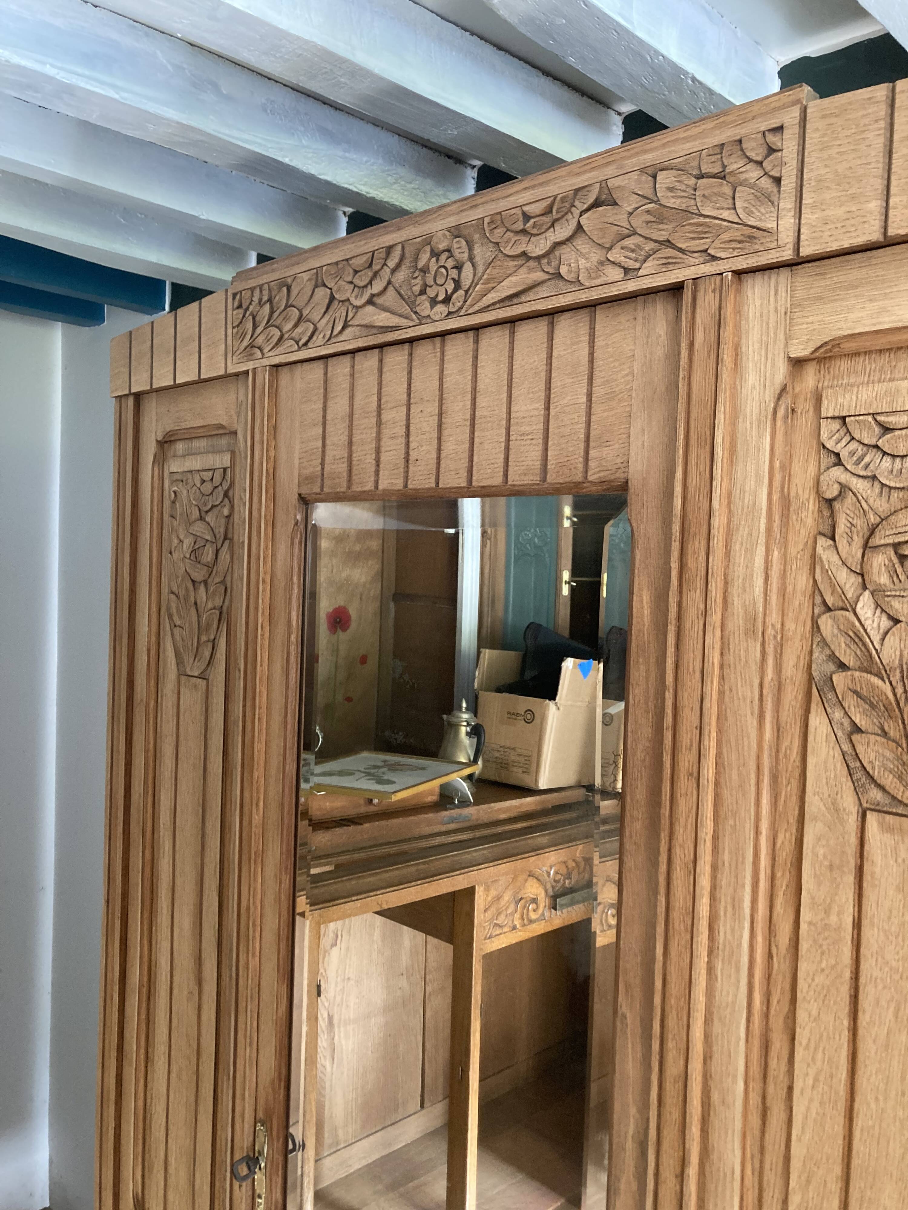 Armoire Art Déco