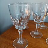 Chissed wine glasses