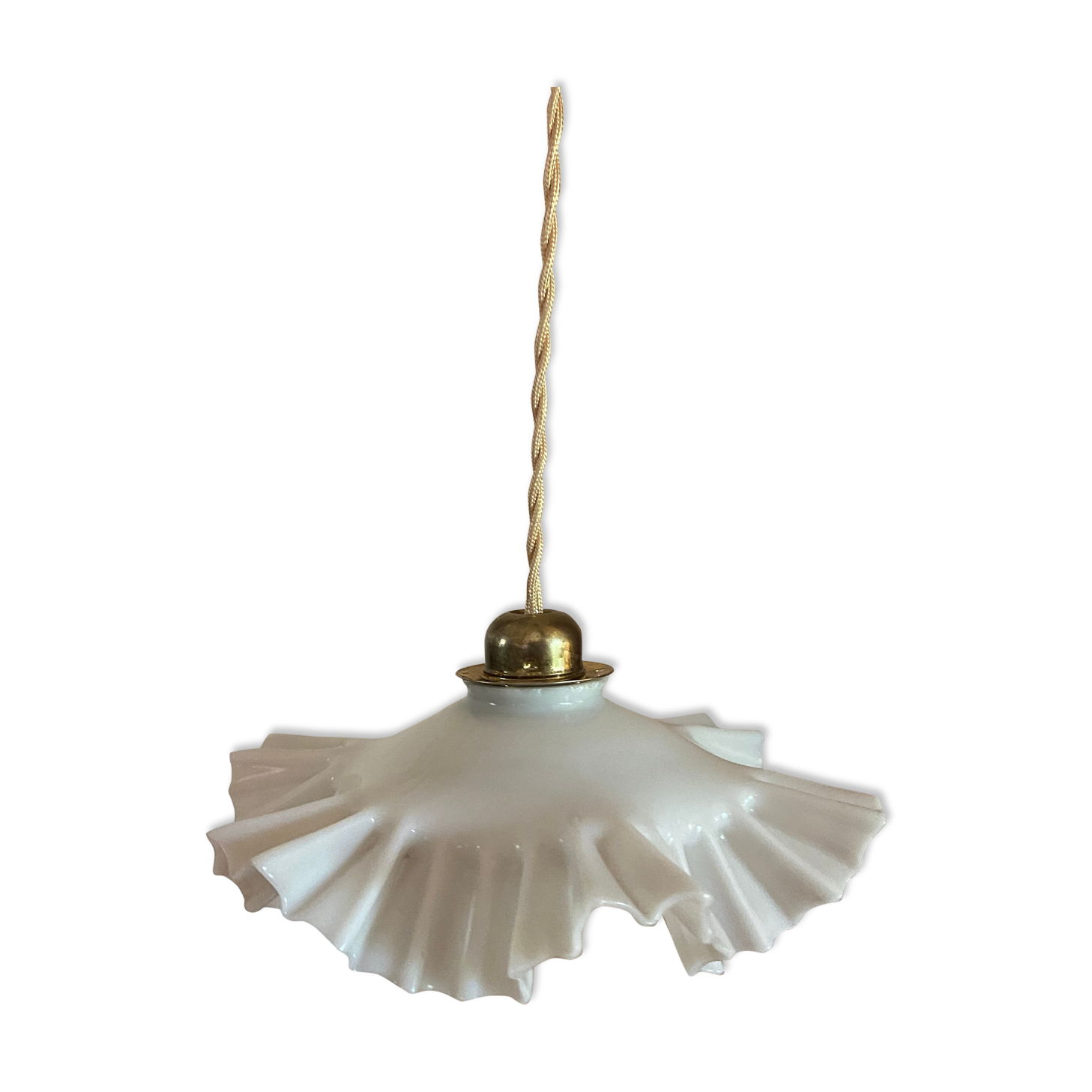 Suspension or walkman in vintage opaline