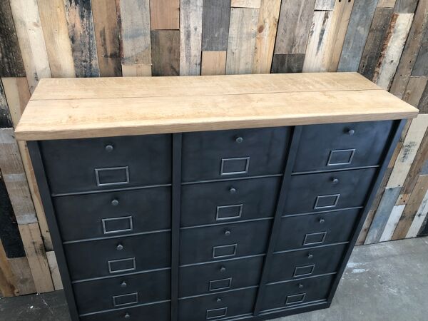 Meuble de rangement industriel Vandex Ronéo 15 clapets bois métal
