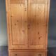 Armoire parisienne en pin